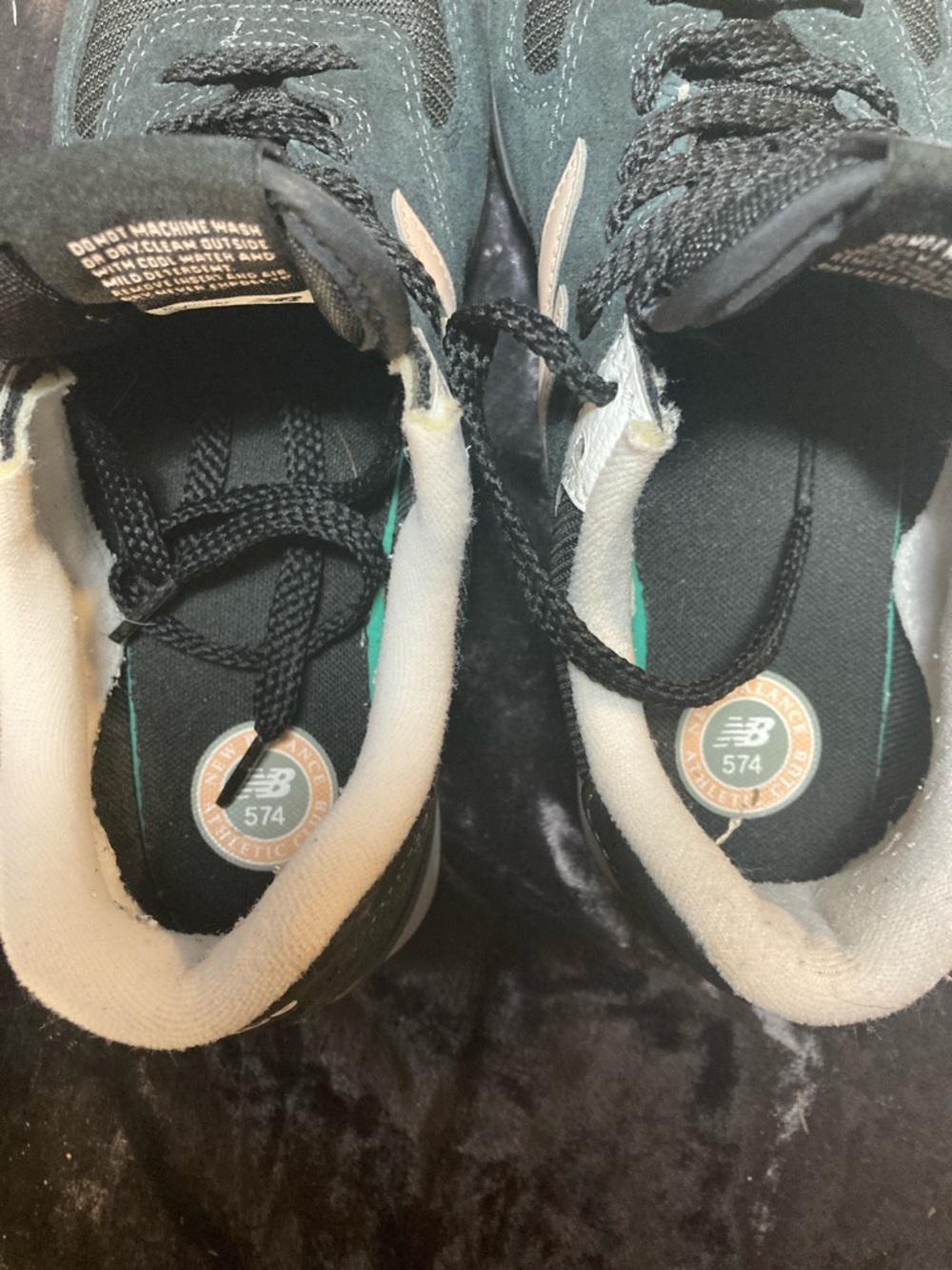 Women’s New Balance Like New - Picture 7 of 7